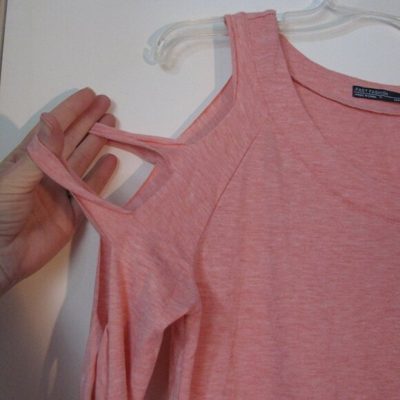* Fast Fashion Blouse Large Cutout Sleeves Cold Shoulder EUC Peach Color - Picture 2 of 4